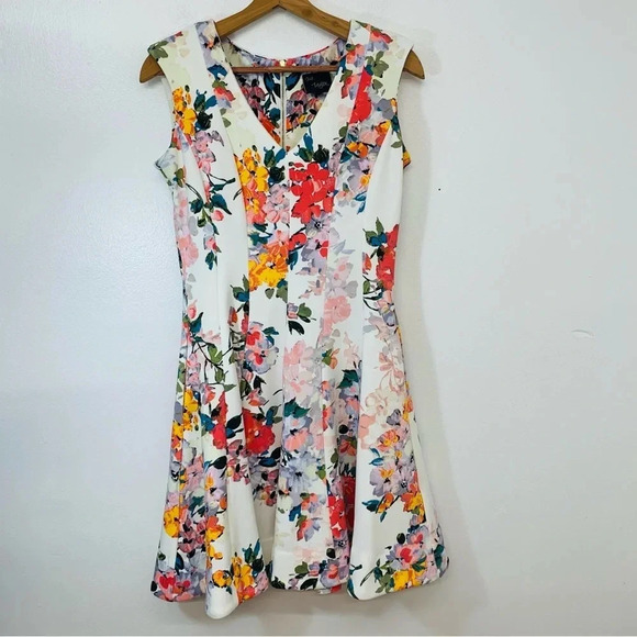 Just Taylor Dress Size 10 Sleeveless  Colorful Floral Fit Flare Pockets Knit Zip - Picture 1 of 12